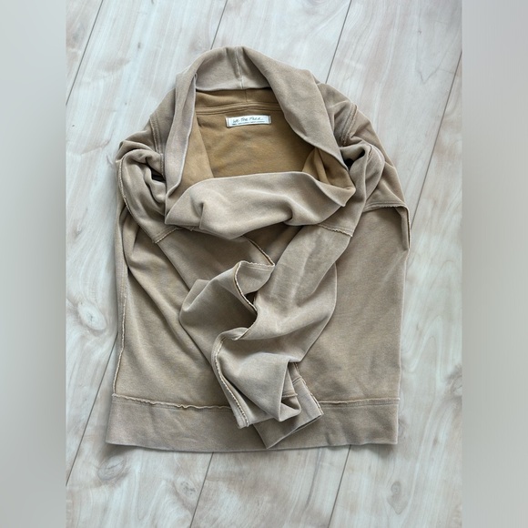 Free People ‘Not The Same Tee’ size Small in Iced Coffee; Like New - Picture 6 of 10